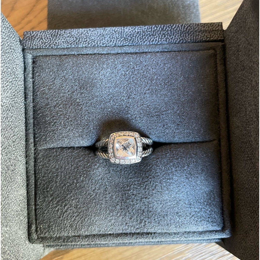 David Yurman Petite Albion Ring, 7 mm white topaz stone, sterling silver, size 7